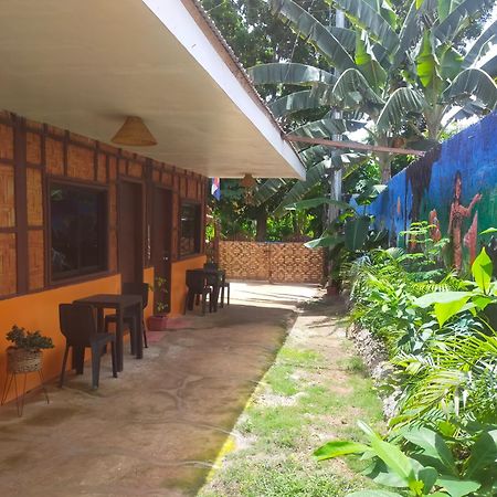 Don Leo'S Bnb Esperanza Exteriör bild